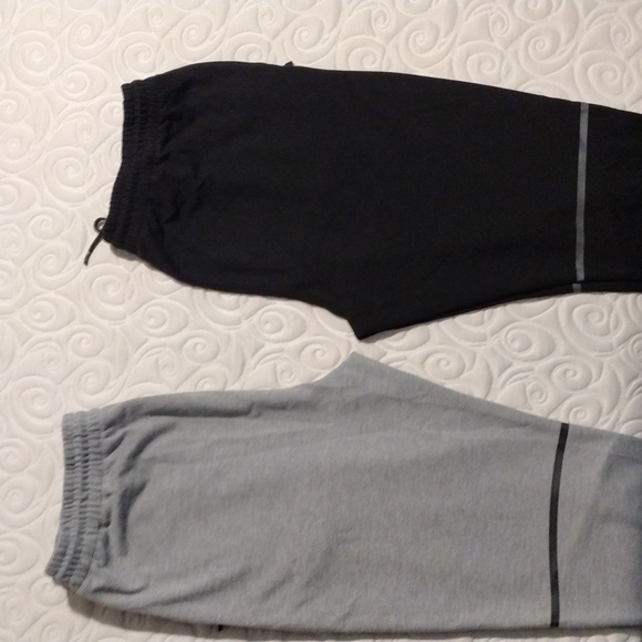 Joggers Sweats - Picture 1 of 3
